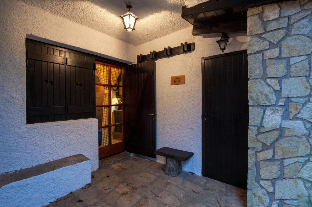Dandy Villas Agoriani - Chalet Ivoni - Fireplace Eptálofos מראה חיצוני תמונה